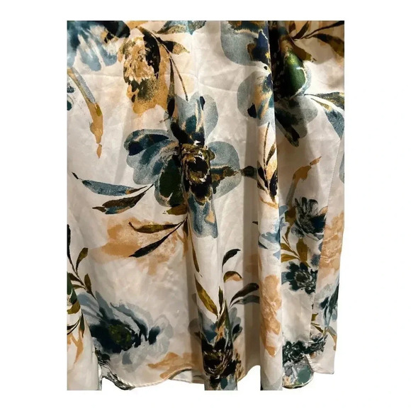 Size XS‎ Stars Above Satin Feel Nightgown - Picture 3 of 6